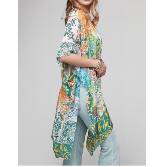 Vibrant Moroccan Tile Kimono - Picture 6 of 11